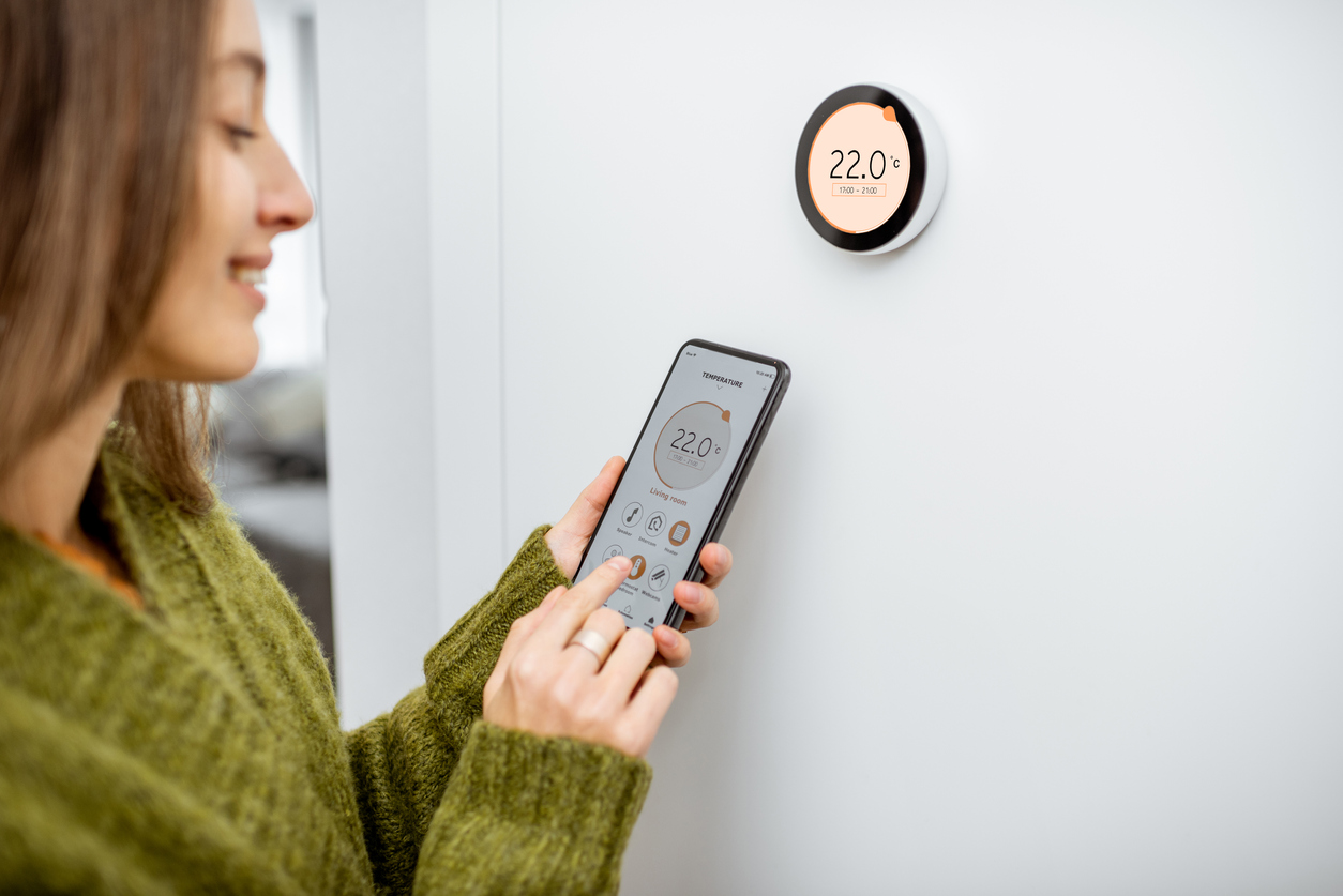 Mastering Energy Savings with Heating and AC Controls - Let's talk about Smart Thermostats and how they save energy!